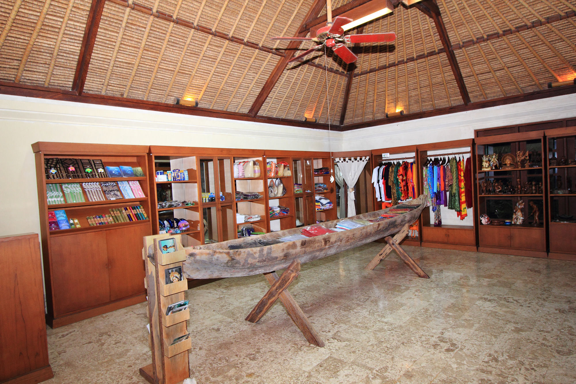Mimpi Resort Menjangan Banyuwedang Exteriör bild